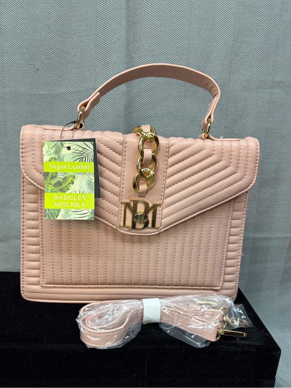 NWT Badgley Mischka blush, pink quilted top handle/Crossbody vegan leather purse